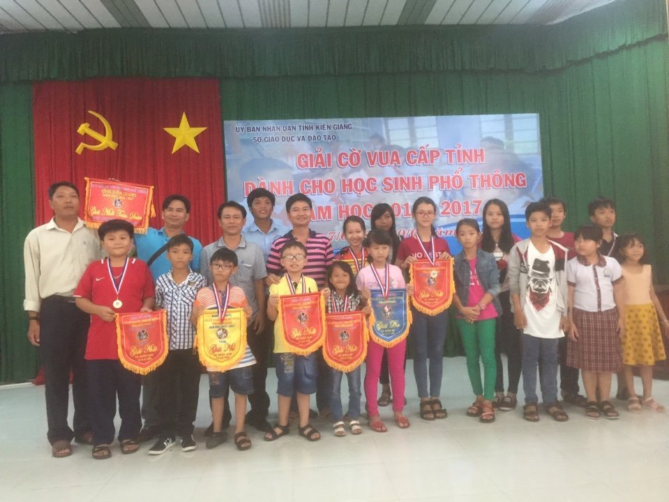 ĐOÀN VẬN ĐỘNG VIÊN 13Win22 Com Link Không Bị Chặn THAM GIA GIẢI CỜ VUA HỌC SINH PHỔ THÔNG CẤP TỈNH NĂM HỌC 2016 – 2017