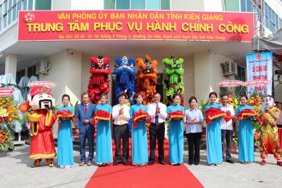 Thông báo về việc hoạt động giải quyết thủ tục hành chính tại trung tâm phục vụ hành chính công 13Win.com app trong thời gian cách ly toàn xã hội nhằm phòng, chống dịch bệnh Covid-19 đang diễn ra hết sức phức tạp